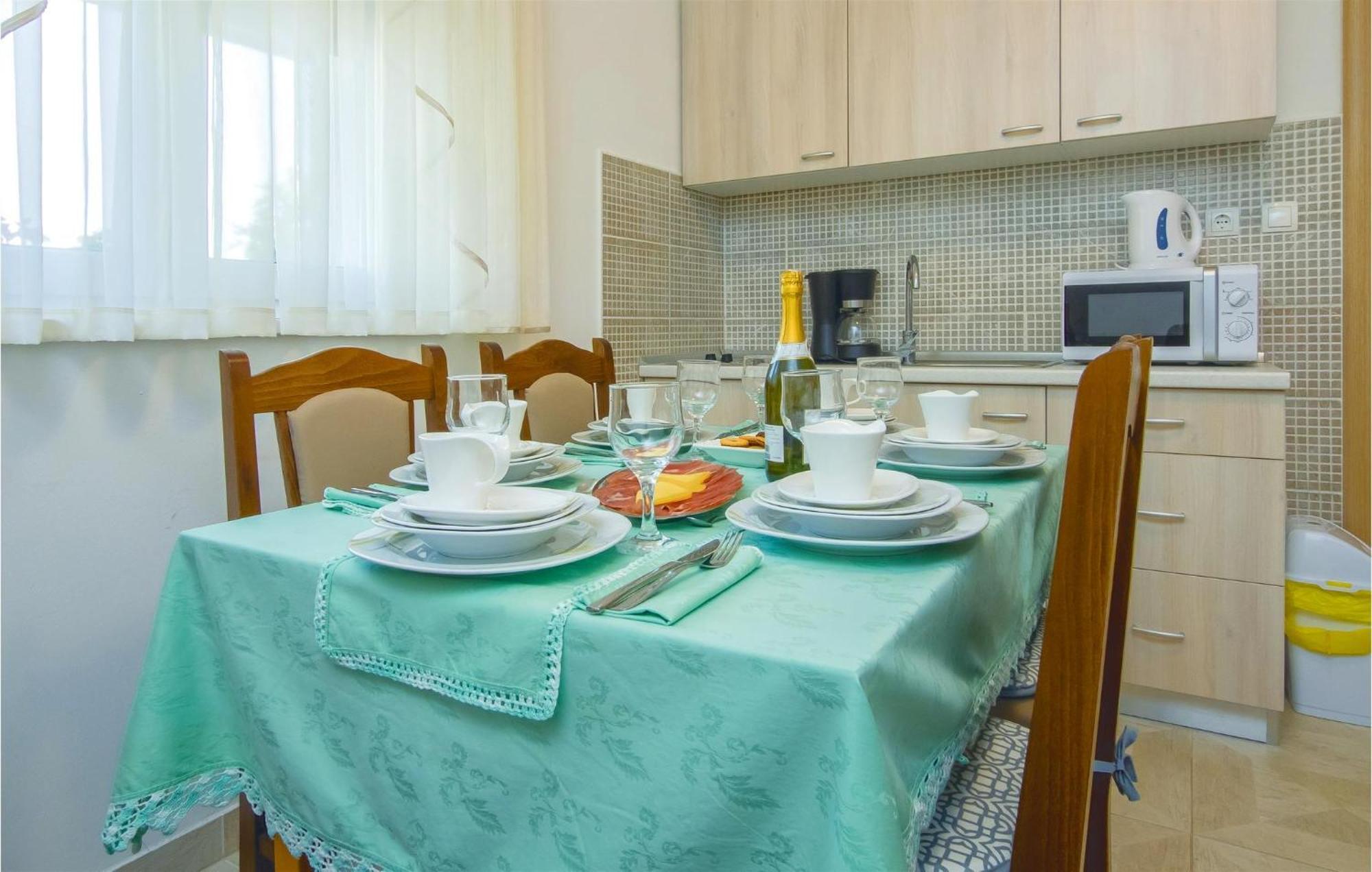 2 Bedroom Awesome Apartment In Mali Rat Sumpetar Luaran gambar