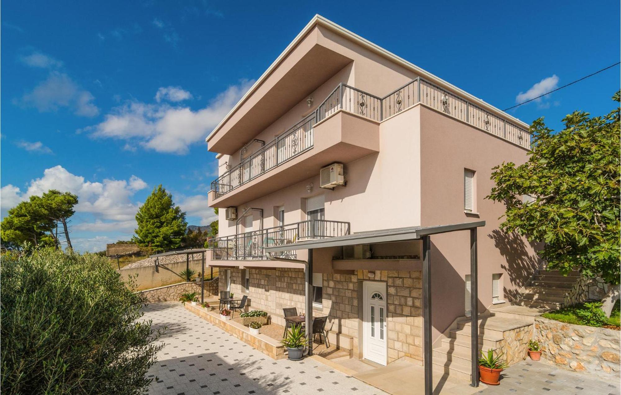 2 Bedroom Awesome Apartment In Mali Rat Sumpetar Luaran gambar